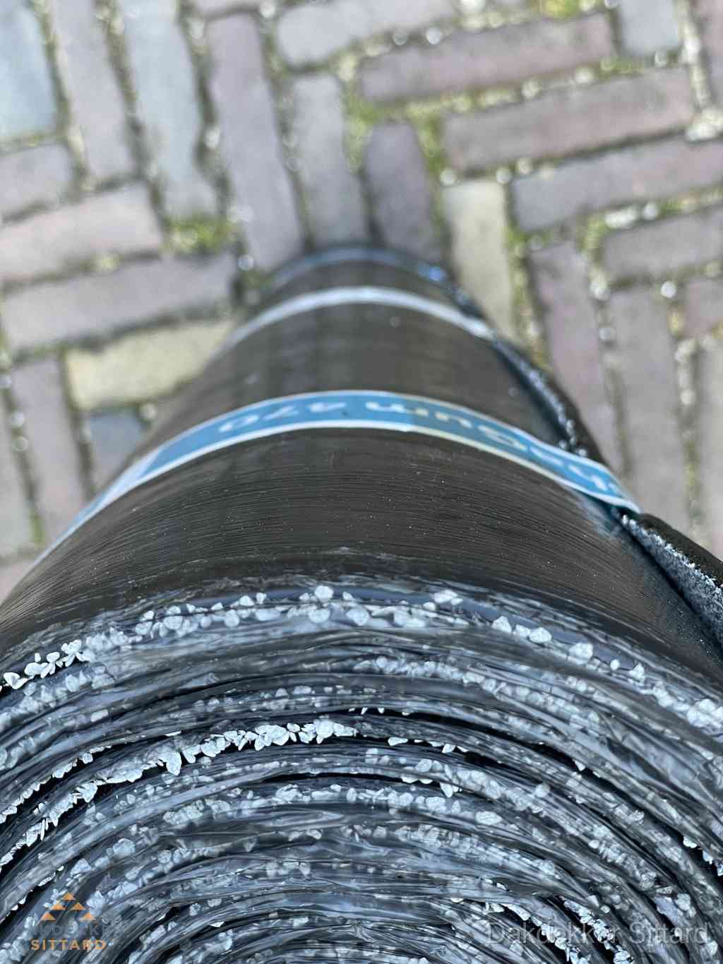 Rol bitumen dakleer met leislag voor plat dak in Sittard